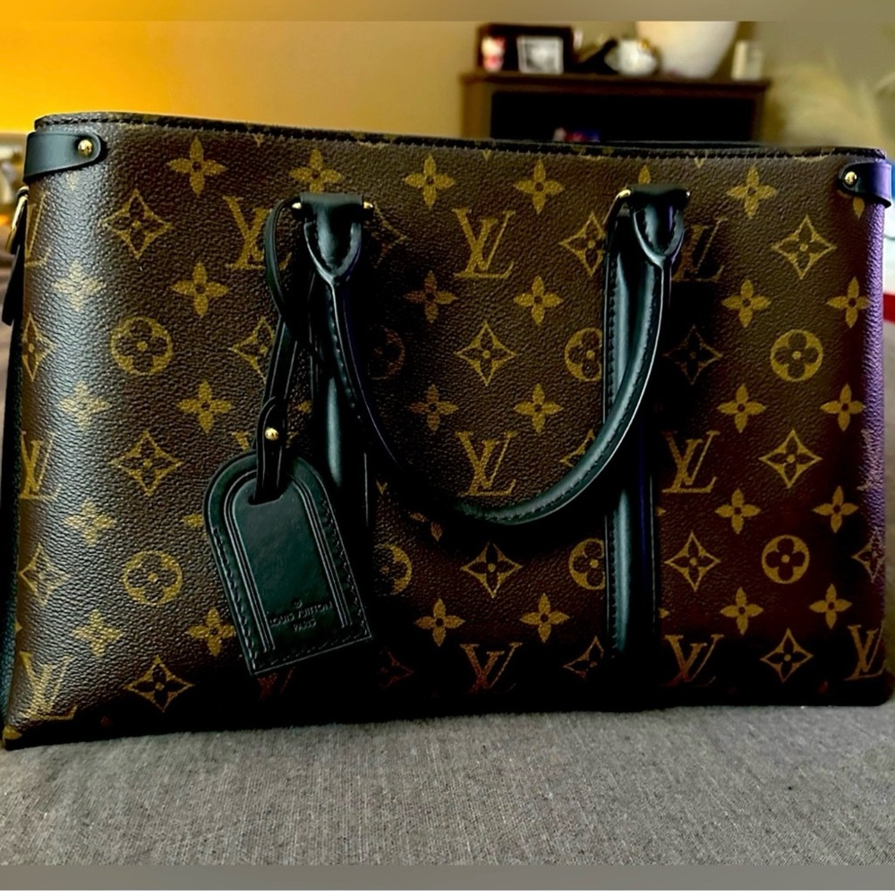 Louis Vuitton Soufflot MM Monogram Canvas Handbag with Box and Dustbag